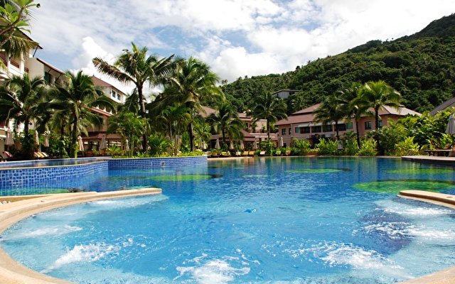Alpina Phuket Nalina Resort & Spa 2