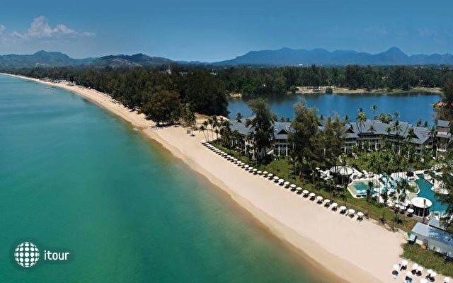 Outrigger Laguna Phuket Resort & Villas 11
