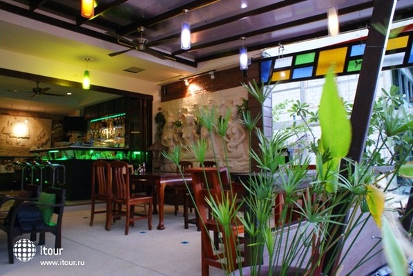 Athome Hotel Two Nanai 8 & Thai Kitchen 16