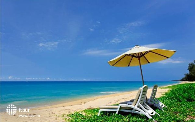 Holiday Inn Resort Phuket Mai Khao Beach 26