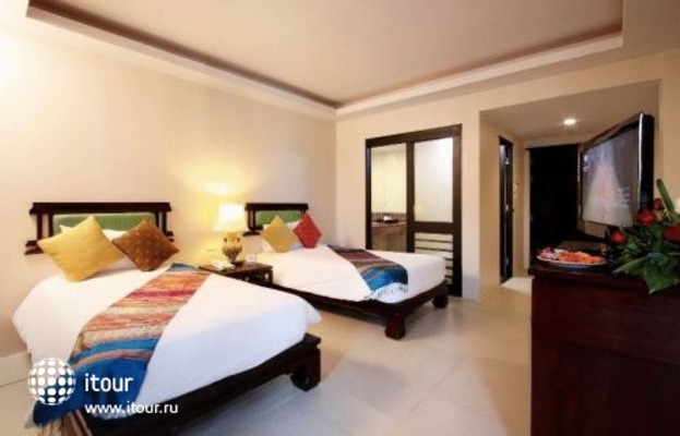 Baan Laimai Beach Resort 11
