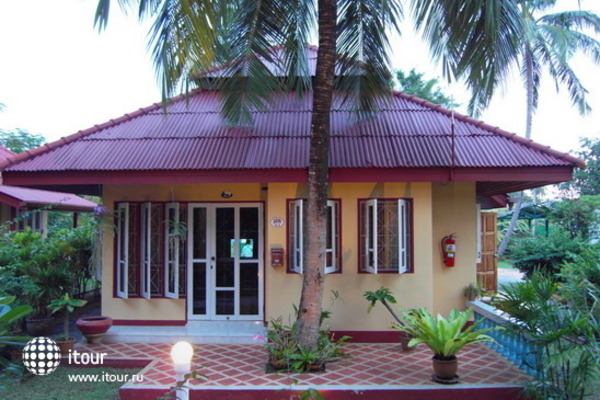 Palm Village 13