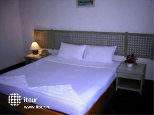 Phuket Town Inn 3