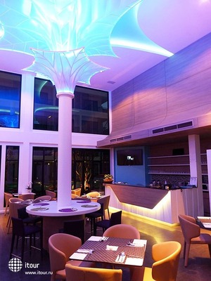 The Pago Design Hotel Phuket 28