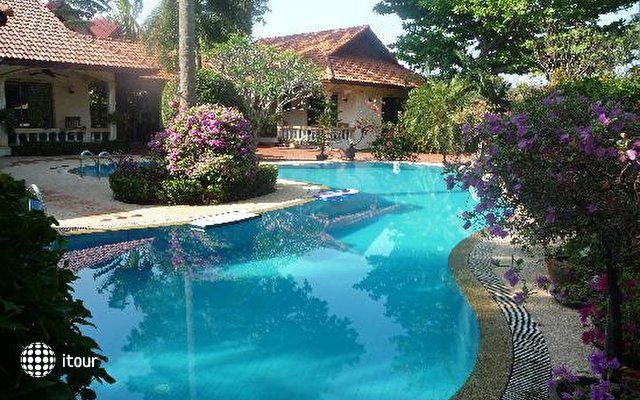 Phuket Coconut Paradise Villas 1