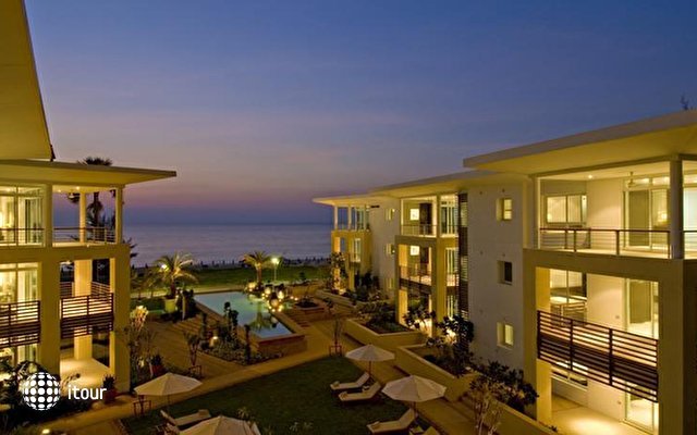 Moevenpick Resort & Spa Karon Beach Phuket 28