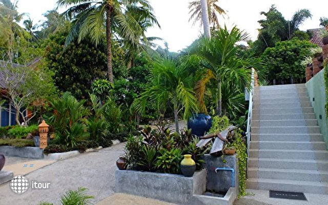 Baan Vanida Garden Resort 12