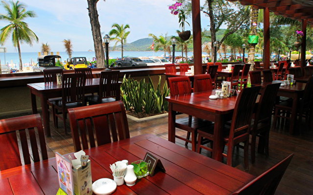 Phuket Graceland Resort 13