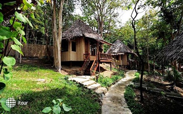 Sunwaree Phi Phi Resort 1