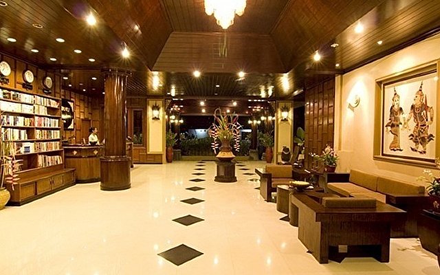 Kanok Buri Resort 37