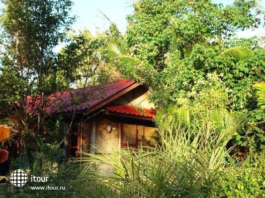 Tropical Garden Lounge Hotel & Resort 12
