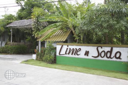 Lime N Soda Beachfront Resort 23