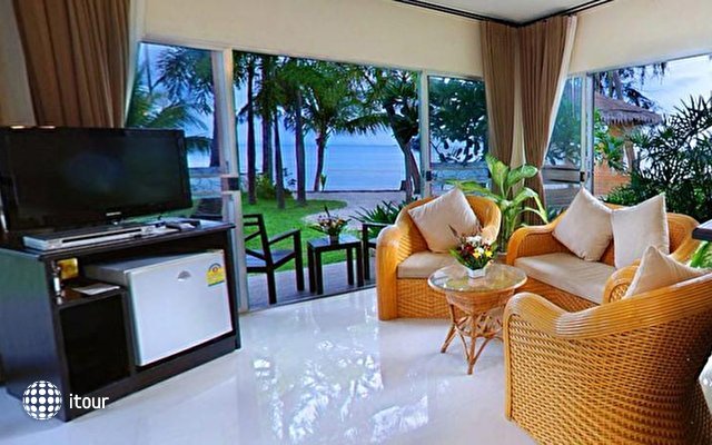The Passage Samui Villas & Resort Hotel  35