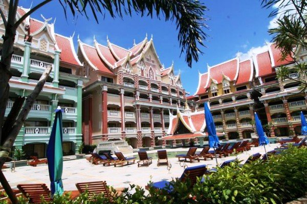 Ayodhaya Suites Resort & Spa 38