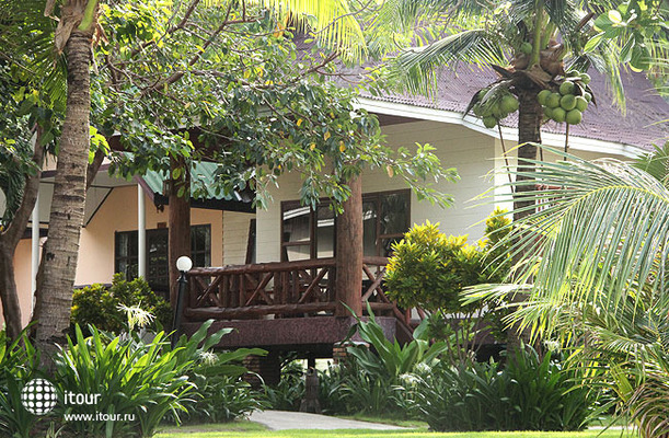 Phi Phi Villa Resort 13