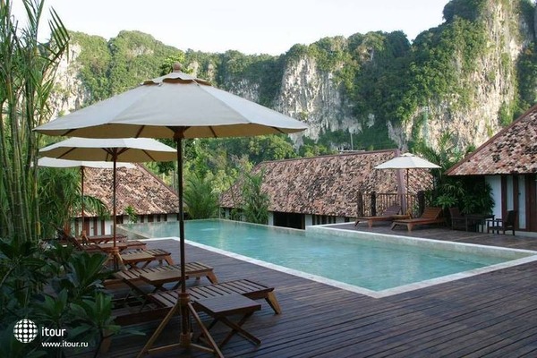 The Cliff Ao Nang Resort 10