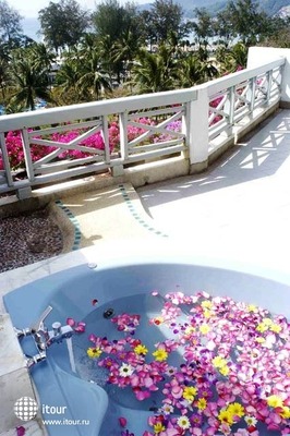 Andaman Beach Resort 17
