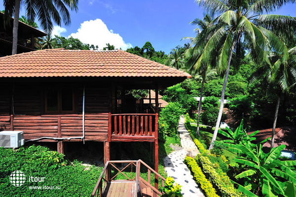 Koh Ngai Resort 11