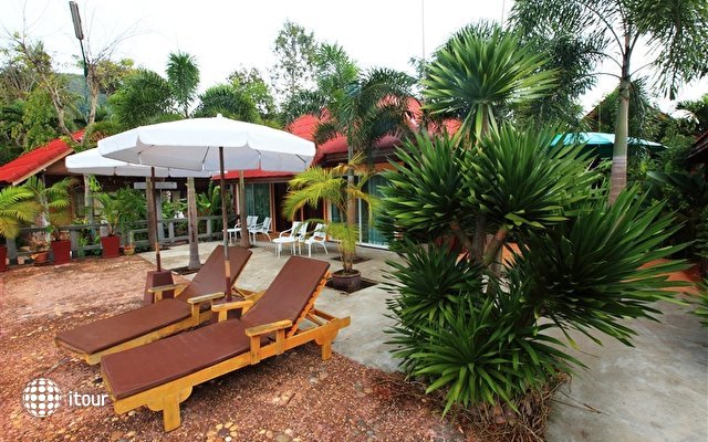Green View Village Resort 19
