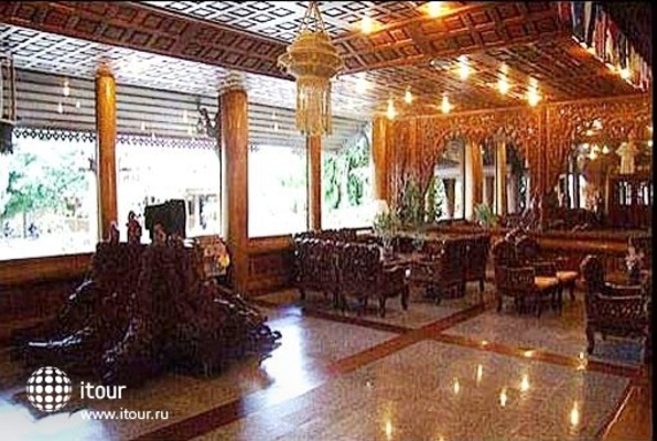 Ban Khun Yom Hotel 13