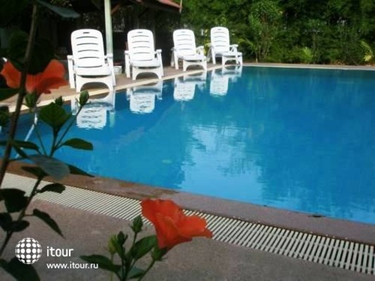 Baan Thai Resort & Spa 16