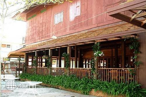 Riverhouse Resort Maesariang 5