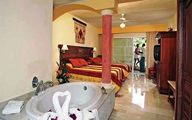 Grand Palladium Punta Cana Resort & Spa  2