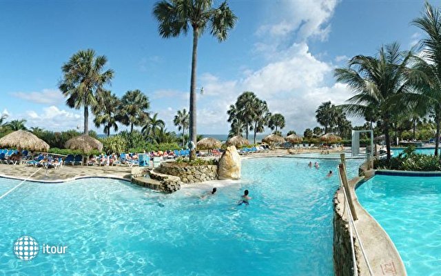 Lifestyle Tropical Beach Resort & Spa 18
