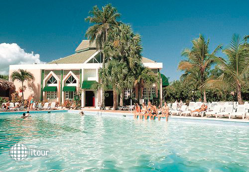 Punta Goleta Resort 1