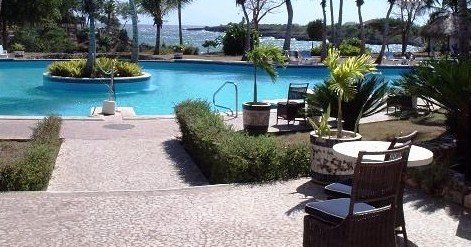 Reina Cumayasa Beach Suites Resort 1