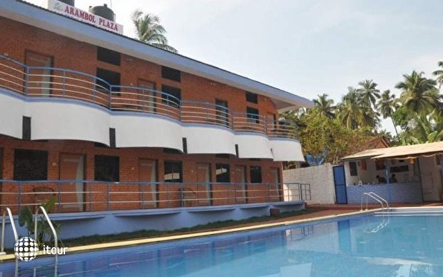 Arambol Plaza Beach Resort 1