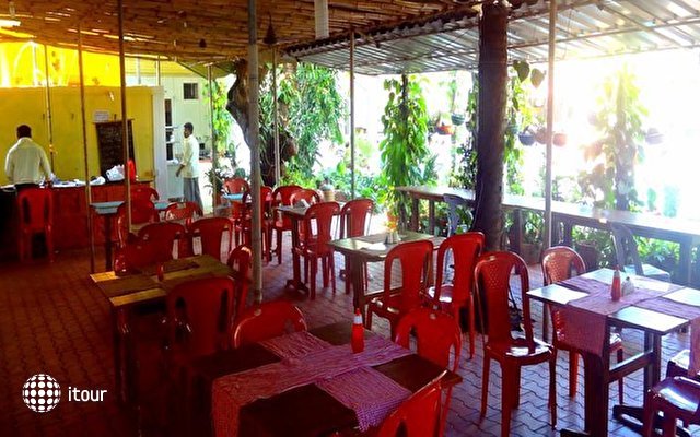 Poonam Village Resort Guest House 5