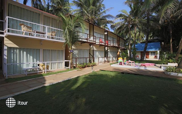 Tahira Beach Resort 3