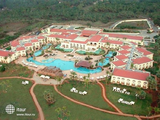 The Zuri Varca Goa White Sands Resort (ex Radisson) 1