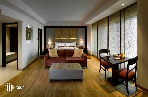 The Lalit New Delhi 10