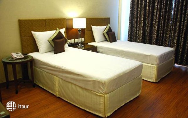 Alpina Hotels & Suites 11