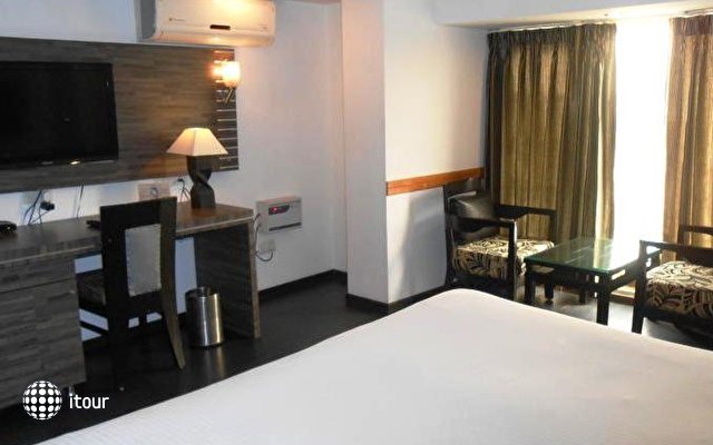 Rajmahal Hotel Agra 14
