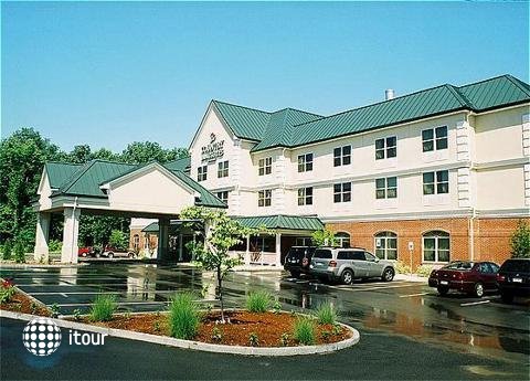 Country Inn & Suites 1