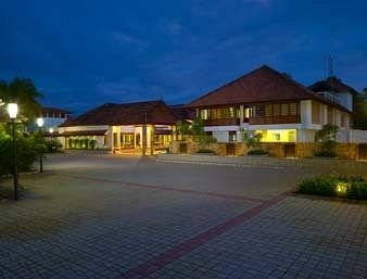 Ramada Resort  5