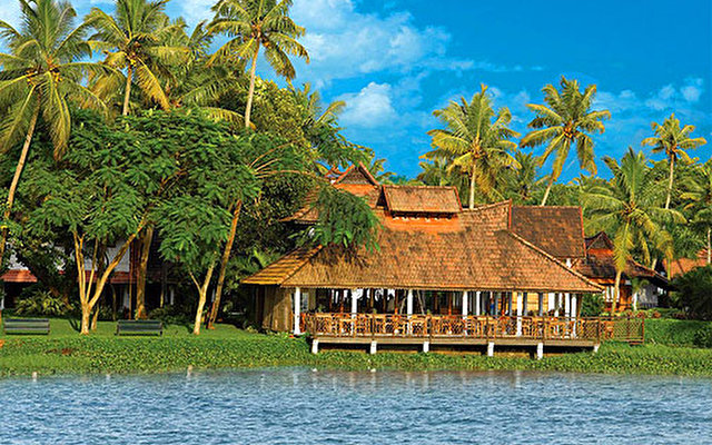 Kumarakom Lake Resort 9
