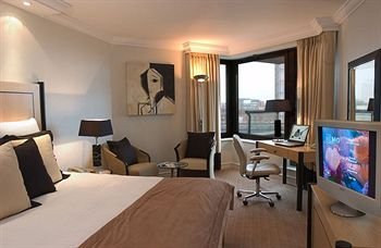 Hilton London Metropole Hotel 22