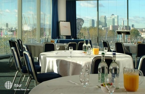 Crowne Plaza London Docklands 16