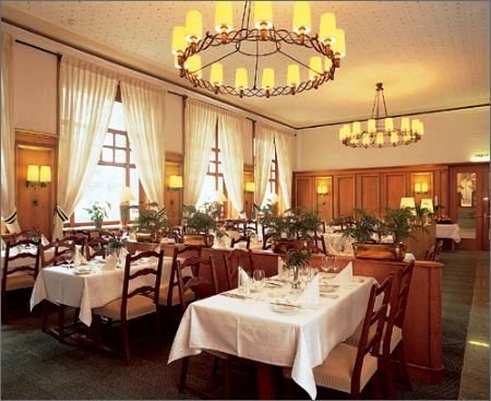 Best Western Premier Hotel Glockenhof 12