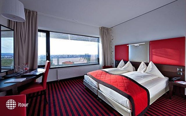 Airport Hotel Basel 16