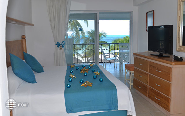 Beachscape Kin Ha Villas & Suites 6