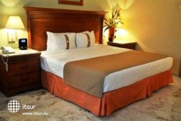 Holiday Inn Chetumal 3