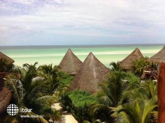 Las Nubes De Holbox 35