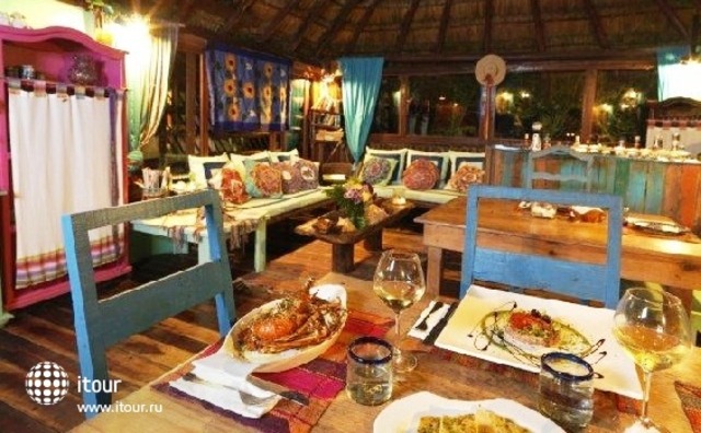 Hemingway Romantic Eco Resort 15