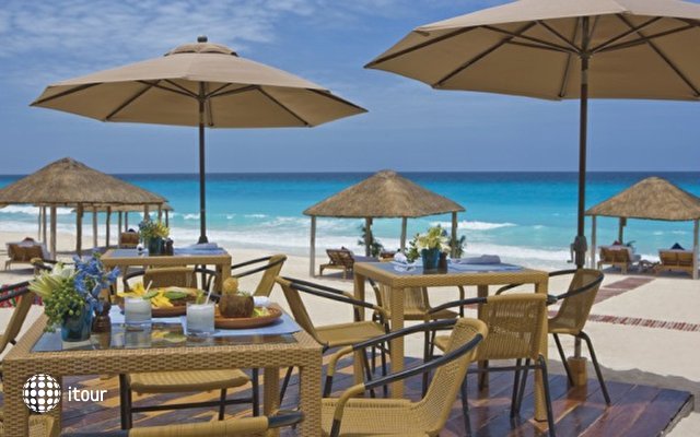 The Ritz Carlton Cancun 15
