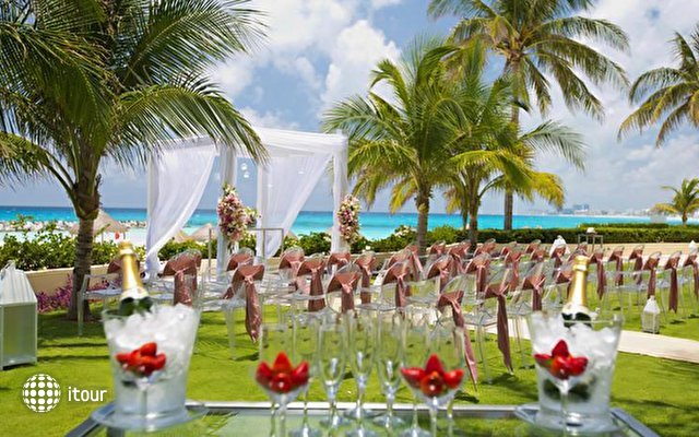 Krystal Grand Punta Cancun (ex. Hyatt Regency Cancun) 15